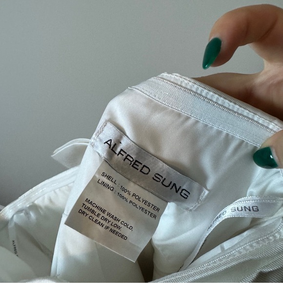 Alfred Sung Ovesized Bow Back Mini Bridal Dress - Picture 10 of 10